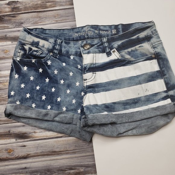 Revolution Pants - Revolution Faded Flag Cuffed Shorts